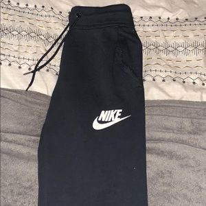 Nike sweats ONLY TODAY 🦋🦋🦋🦋🦋 SALE 🦋🥳